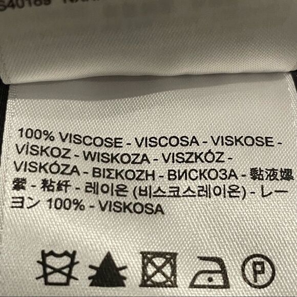 LEVIS lavender dress w/ white polka dots, lightweight w/ Button Closure, Size S - Picture 5 of 10